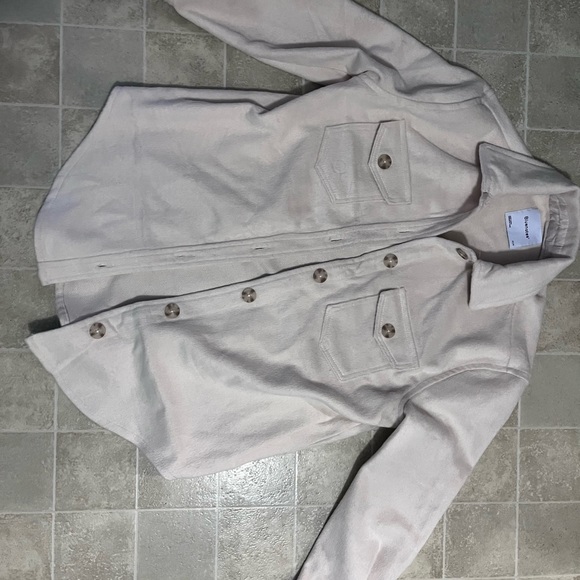 Brand new shacket (no tags) - Picture 3 of 3